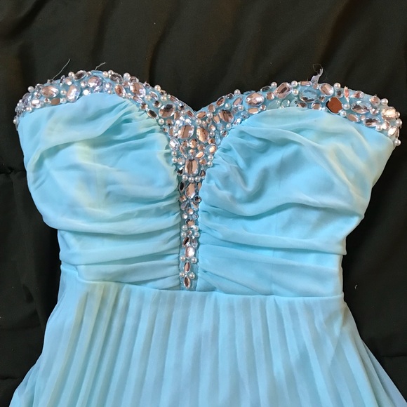 Prom Dress - Picture 3 of 4